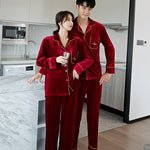 Couple Pajamas Women's Spring And Autumn Men's Long-sleeved Red Gold Velvet Home Wear - Vignette | MyaLova